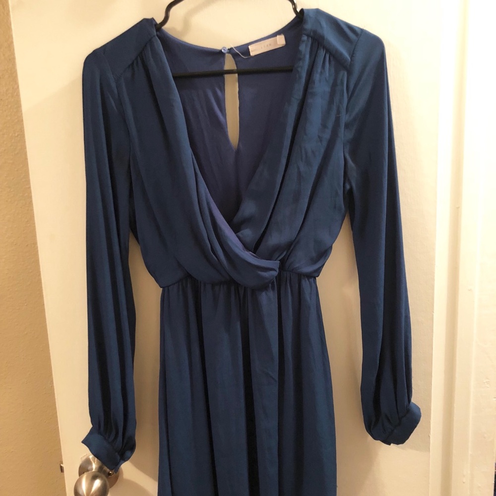 Long-sleeve flirty blue dress